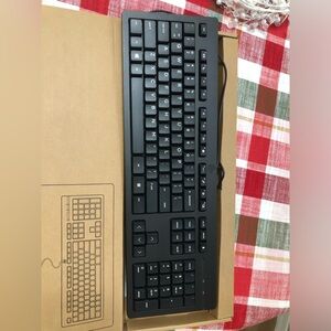 HP Black Wired Full-Size Keyboard with Numeric Keypad